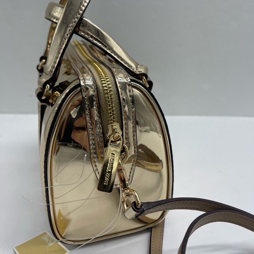 MICHAEL KORS Jet Set Sm Metallic Convertible Crossbody Duffle XBODY
Pale Gold - Picture 7 of 16